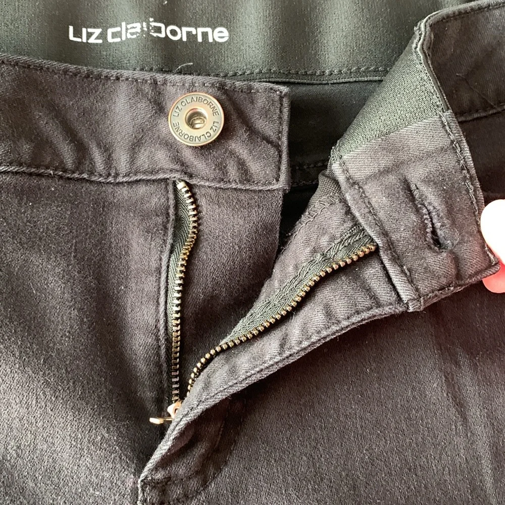 Liz Claiborne Women's Classic Black Bootcut Jeans EUC